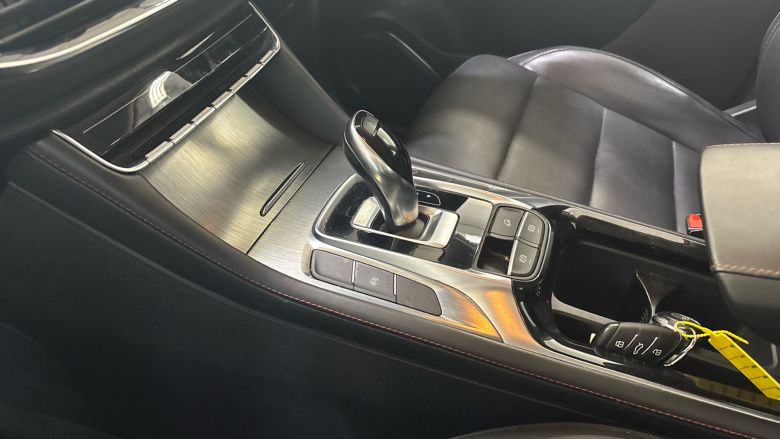 MG Hs 1.5 T-GDI Excite 5dr DCT Petrol Hatchback